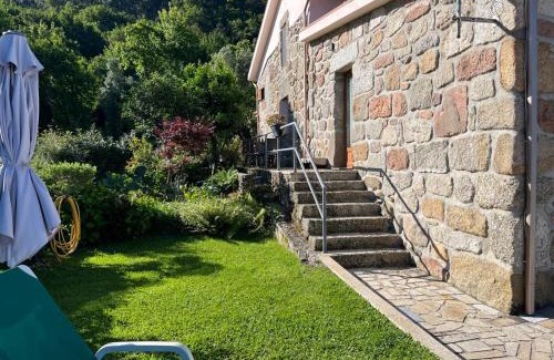 Cova House | Casa da Lage - Lareira - Vistas rio - Gerês