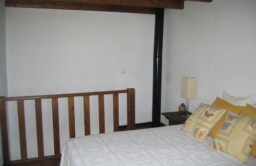 Santa Maria da Devesa Apartment | Casa Da Muralha