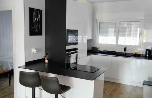 Les Deveses Apartment | Casa Darius- 84 sqm-3 sz. 100 m to the beach Deveses, Newly renovated, Air-conditioned