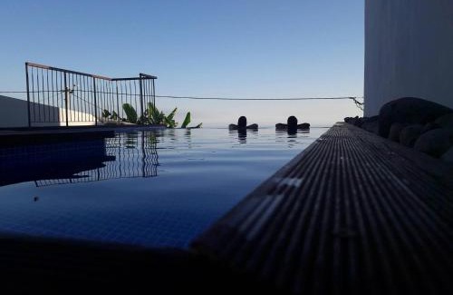 Estreito da Calheta House | Casa das Andorinhas