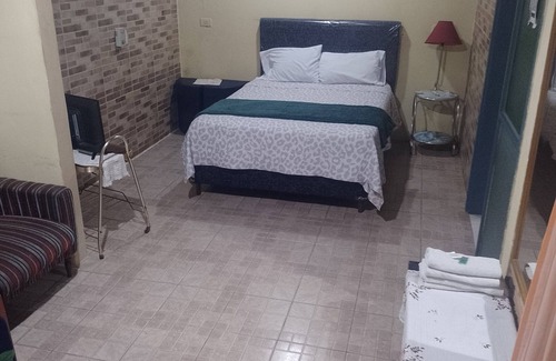 Encarnacion Bed & Breakfast | Casa de la Y, b&b, your place in Encarnación, close to everything.