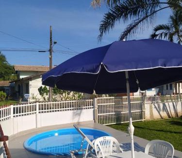 Ubatuba House | Casa de praia com piscina para 05 pessoas