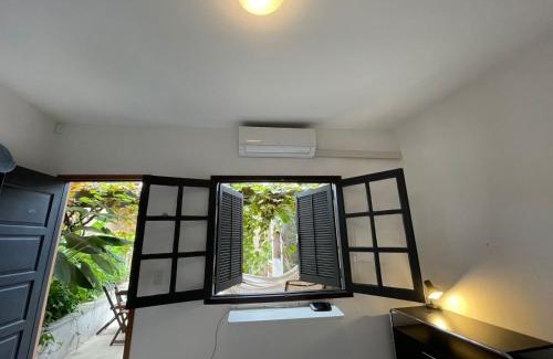 Pinheiros Villa | Casa de Tijolos com Churrasqueira Vila Fechada