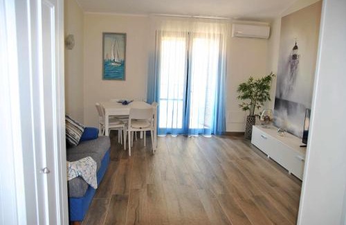 Formia Apartment | CASA DINKY Attico con terrazza vista mare