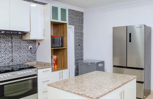 Ajah Apartment | Casa Eko