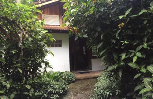 Camburi House | Casa em Cambury (Sertão do Cacau)