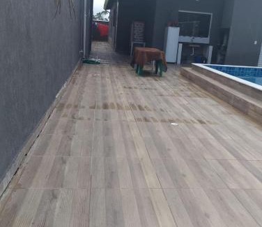 Tupy House | Casa em itanhaem com piscina, churrasqueira a poucos minutos da praia