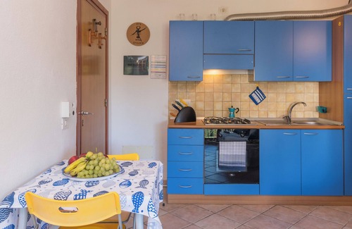 Golfo di Marinella Apartment | Casa Emozione With Shared Pool