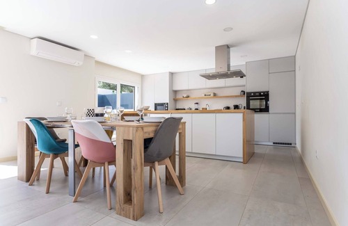 Vila Nogueira de Azeitao Ski Chalet | Casa Evae