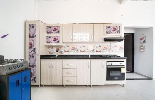 Apulo House | Casa Familiar Wifi TV Jacuzzi Apulo