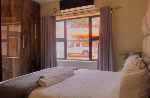 Harare East Bed & Breakfast | Casa Favorita