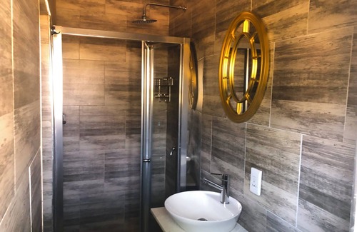 Harare East Bed & Breakfast | Casa Favorita