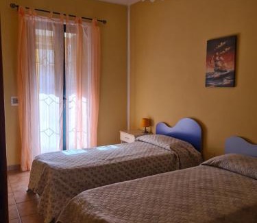 Sant'Antioco House | Casa in Centro