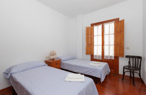 Periana Ski Chalet | Casa Lucia - Six Bedroom Chalet, Sleeps 13