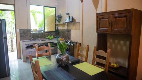 Puerto Viejo de Talamanca Apartment | Casa luna