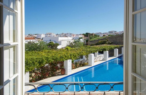 Lagos City Center Hotel | Casa Mãe