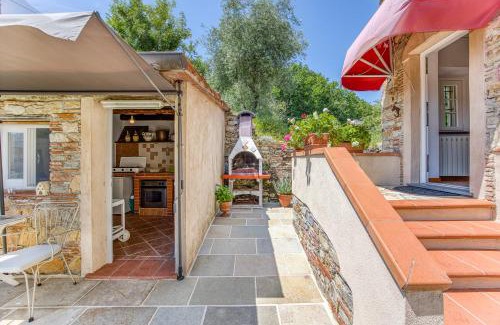 Camaiore Villa | Casa Ortomaggiore With Pool & Sauna