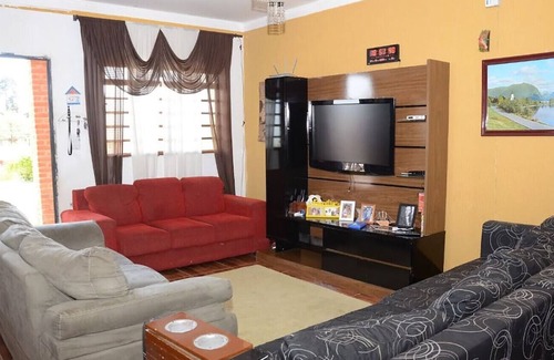 Mairinque House | Casa p/ relaxar com piscina e Wi-Fi em Mairinque