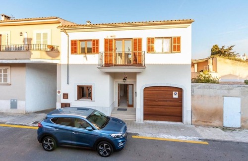 Consell House | Casa Pintor, Charming Townhouse in centre of Consell