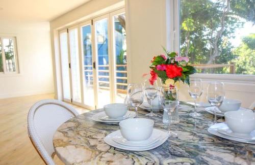 Antoneys Cay Villa | Casa Poco Loco - Villa at Luna Beach Roatan