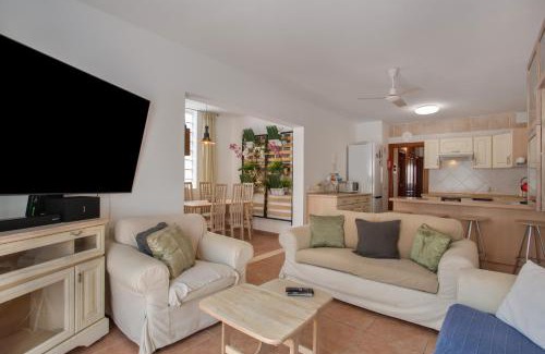 Costa Teguise Apartment | Casa Queen Ovetus Planta Baja
