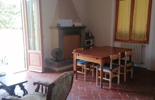 San Pietro in Bossolo Apartment | Casa Rossa