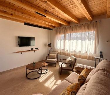 Aldeasaz House | Casa rural Los Acebos