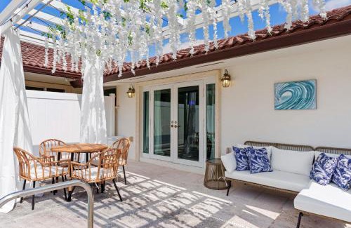 Ludlam House | Casa Santorini - Big Pool - Barbacoa - Fun and Relax