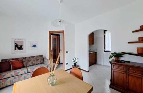 Santa Maria - Rezzonico Apartment | Casa Sofi by Quokka 360 - near Rezzonico Castle