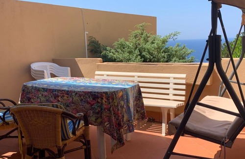 Costa Paradiso House | Casa Terrazza Girasole