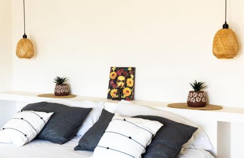 Emiliano Zapata Villa | Casa Teotl Puerto Escondido