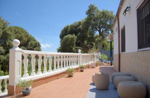 Sant Cebria de Vallalta House | casa vacacional con piscina privada