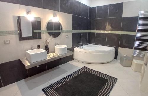 Canicattini Bagni House | Casa vacanze Emma Siracusa Canicattini Bagni