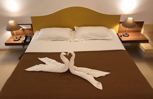 Candolim Resort | Casablanca