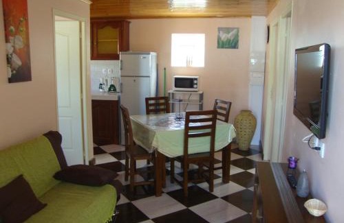 Cilaos Apartment | CASAMELIAS "casappart 1"