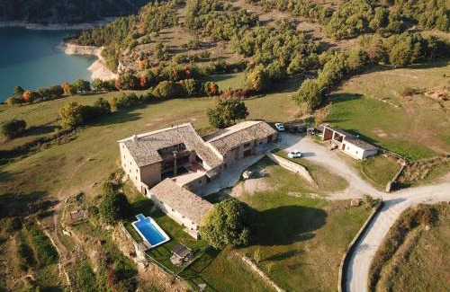 Naves Hostel | Cases Altes de Posada