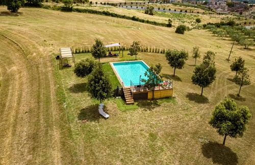 Zona III Marcigliana Apartment | Castello del Duca - Barone Luxury Suite