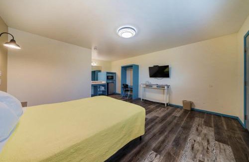 Bay Area Hotel | Catalina Motel