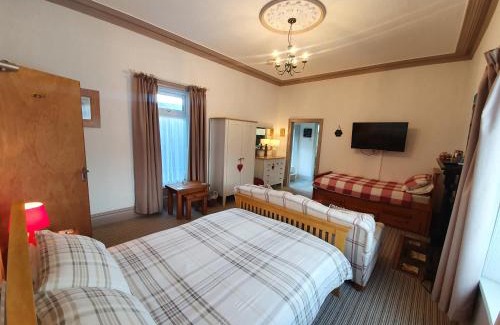 Burry Port Hotel | Caulfields Hotel