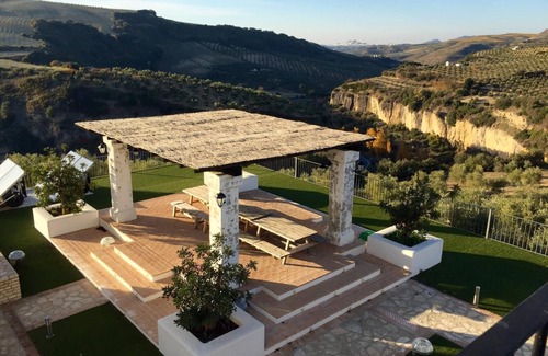 Setenil de las Bodegas Apartment | 'Cave 1' Room with Mountain Views, Private Pool and Wi-Fi