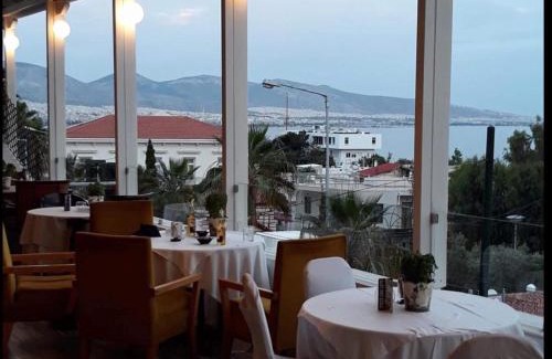 Piraeus Hotel | Cavo D' Oro