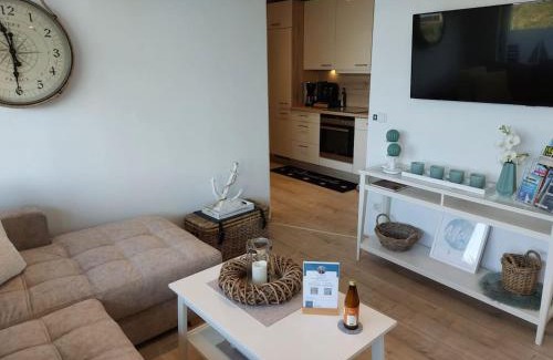 Heiligenhafen Apartment | CBlue: Küstenzauber barrierefrei mit Balkon