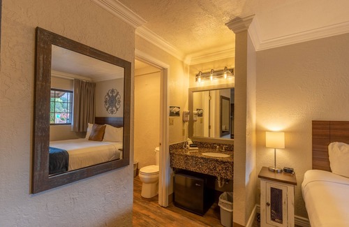 Uptown Sedona Hotel | Cedars Resort
