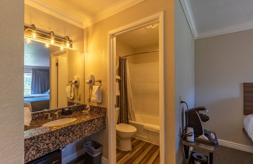 Uptown Sedona Hotel | Cedars Resort