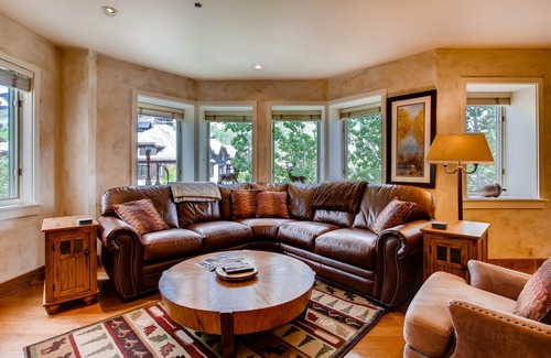 Beaver Creek Apartment | Centennial 3