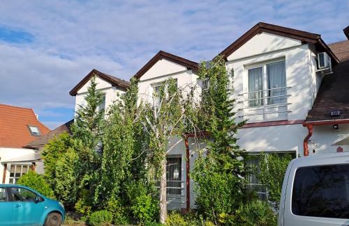 Veszprem Bed & Breakfast | Centrál Panzió