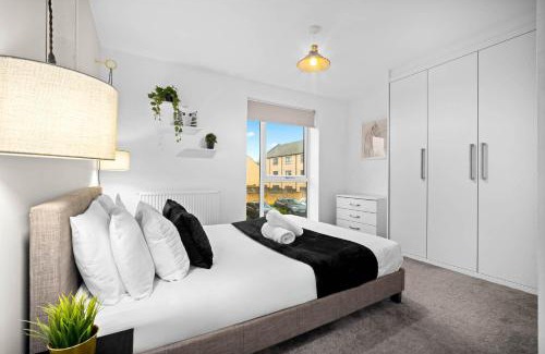 Bordesley Apartment | Central Apartment - Gated Access - Secure Parking 16SL