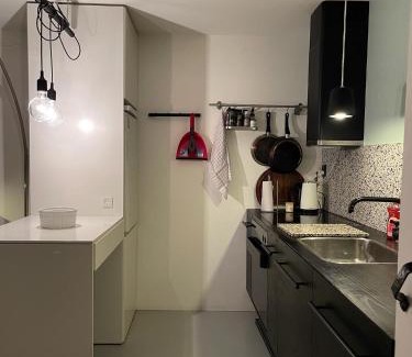 Christianshavn Apartment | Central Apt Balcony I 5 Min to Metro and Canals