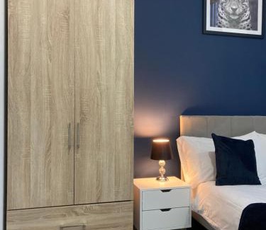 Doncaster Apartment | Central Doncaster 1BED 1BATH Pent-Apartment
