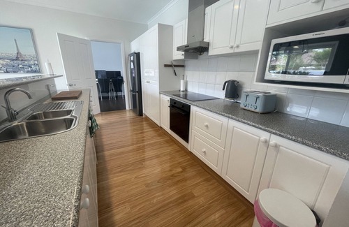 Gold Coast House | Central Gold Coast